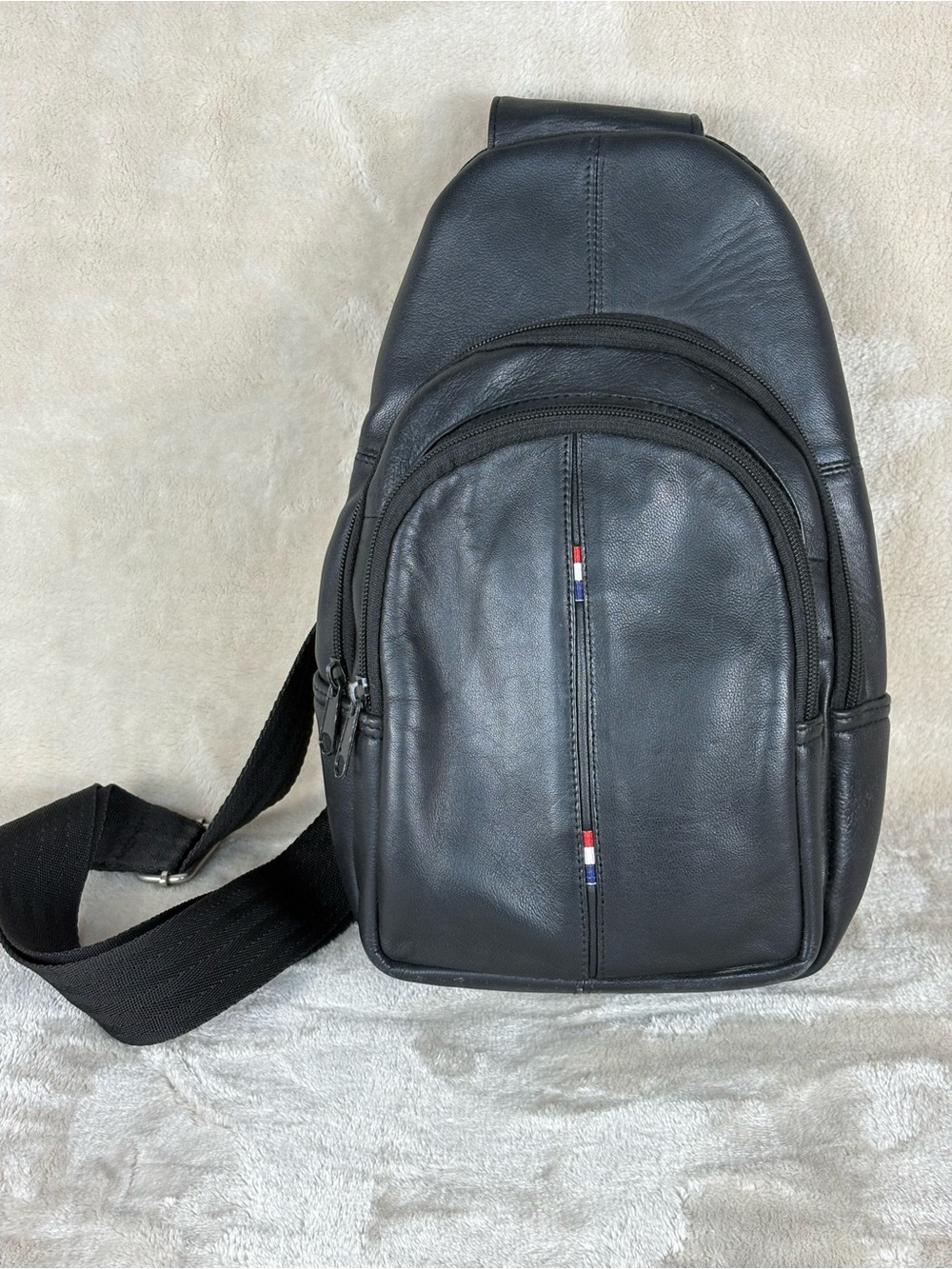 Black Leather Sling Crossbody Bag - Men's Casual Carry